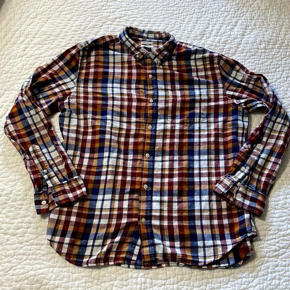 Old Navy Men's Slim Fit Button Down Flannel - XL - (Burgundy, Navy, Mustard)